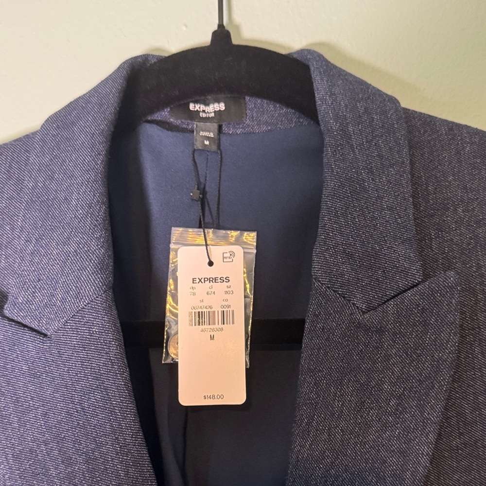 Express Navy Textured Notch-Lapel Blazer - Picture 2 of 6